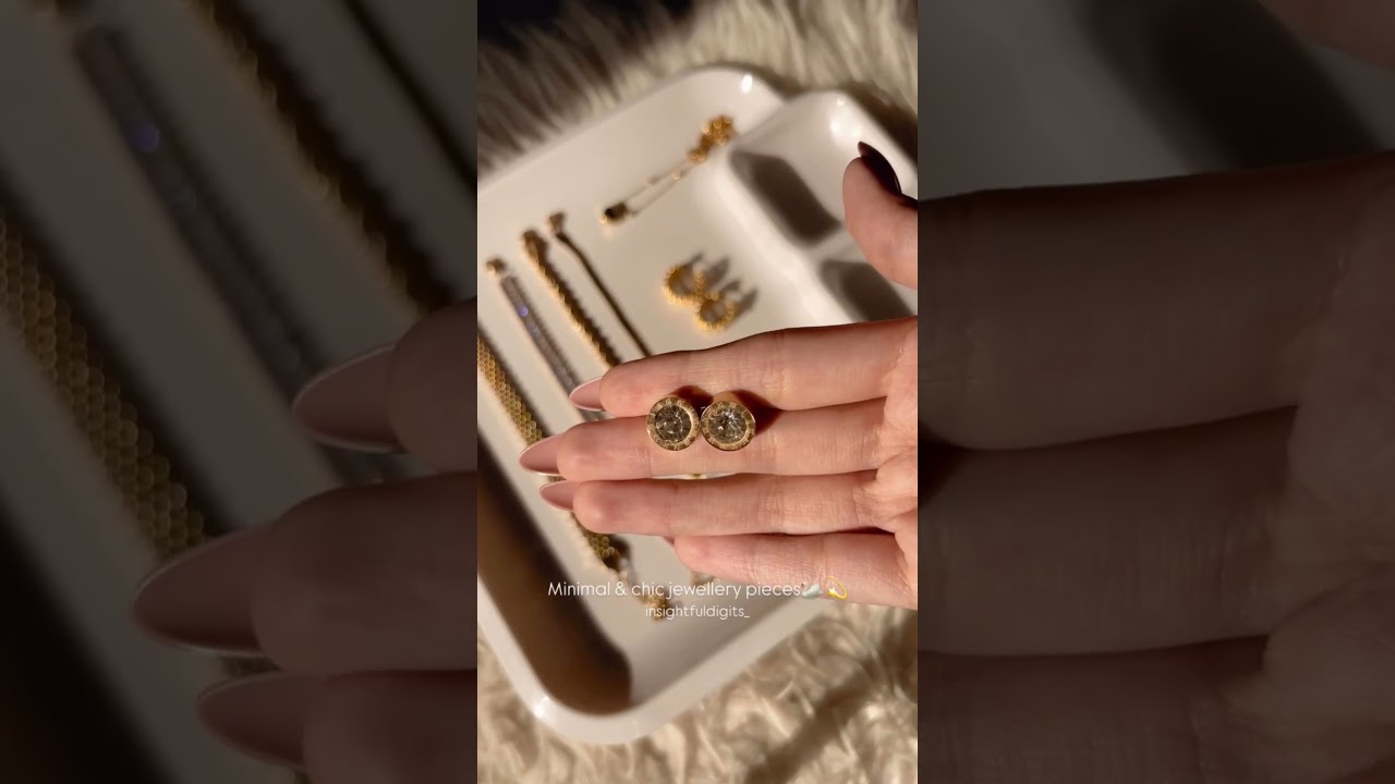 Minimal & chic jewellery pieces🦢💌✨ 