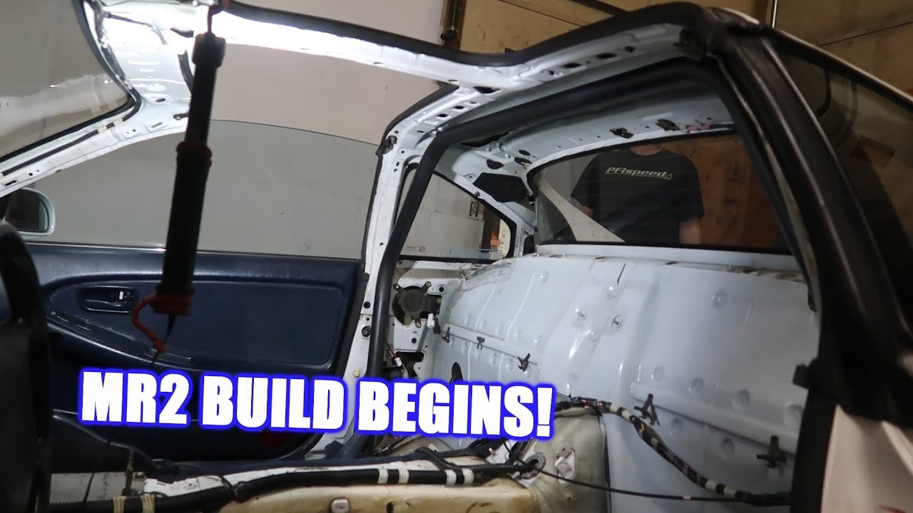 Getting a Roll Cage Installed in the Mr2! YouTube