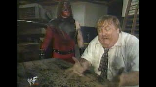 Celebrity Paul Bearer and Kane dig up The Undertaker's parents (WWF) Wealth