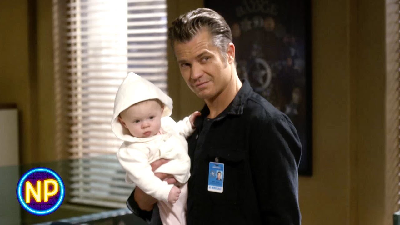 ⁣Daddy's Gotta Talk to the Bad Man | Justified Season 6 Episode 7 | Now Playing