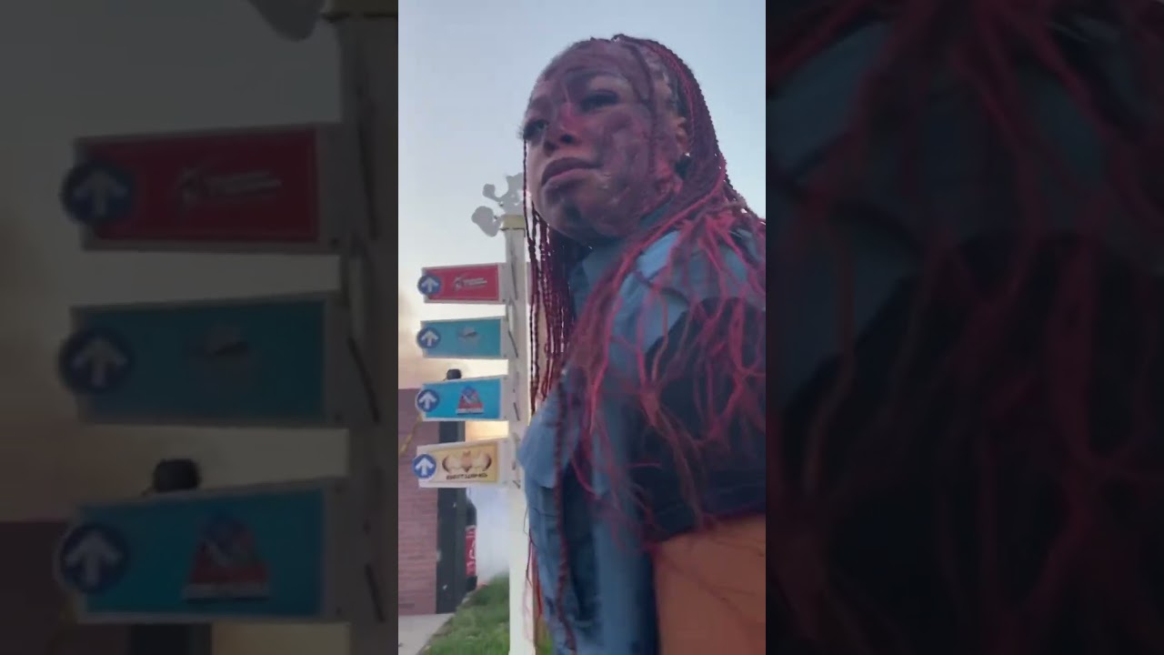 I MADE A SCARE ACTOR BREAK CHARACTER- I got set up