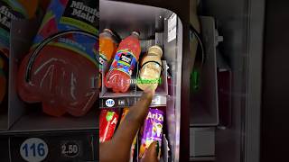 Lil Yachty vs. vending machines 😭🙏