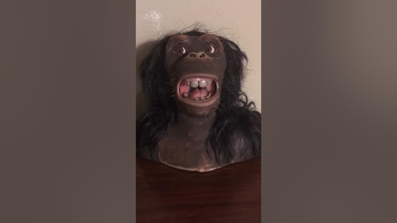 WowWee Chimpanzee Alive 2005 Animatronic Robot Chimp Monkey WORKS