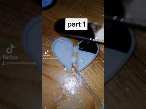 سلسله القلب المقسوم نصين