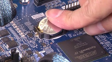 Lenovo ThinkSystem SR665 Installing a CMOS battery