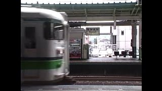 JR東日本　新潟色　115系　長岡駅発車