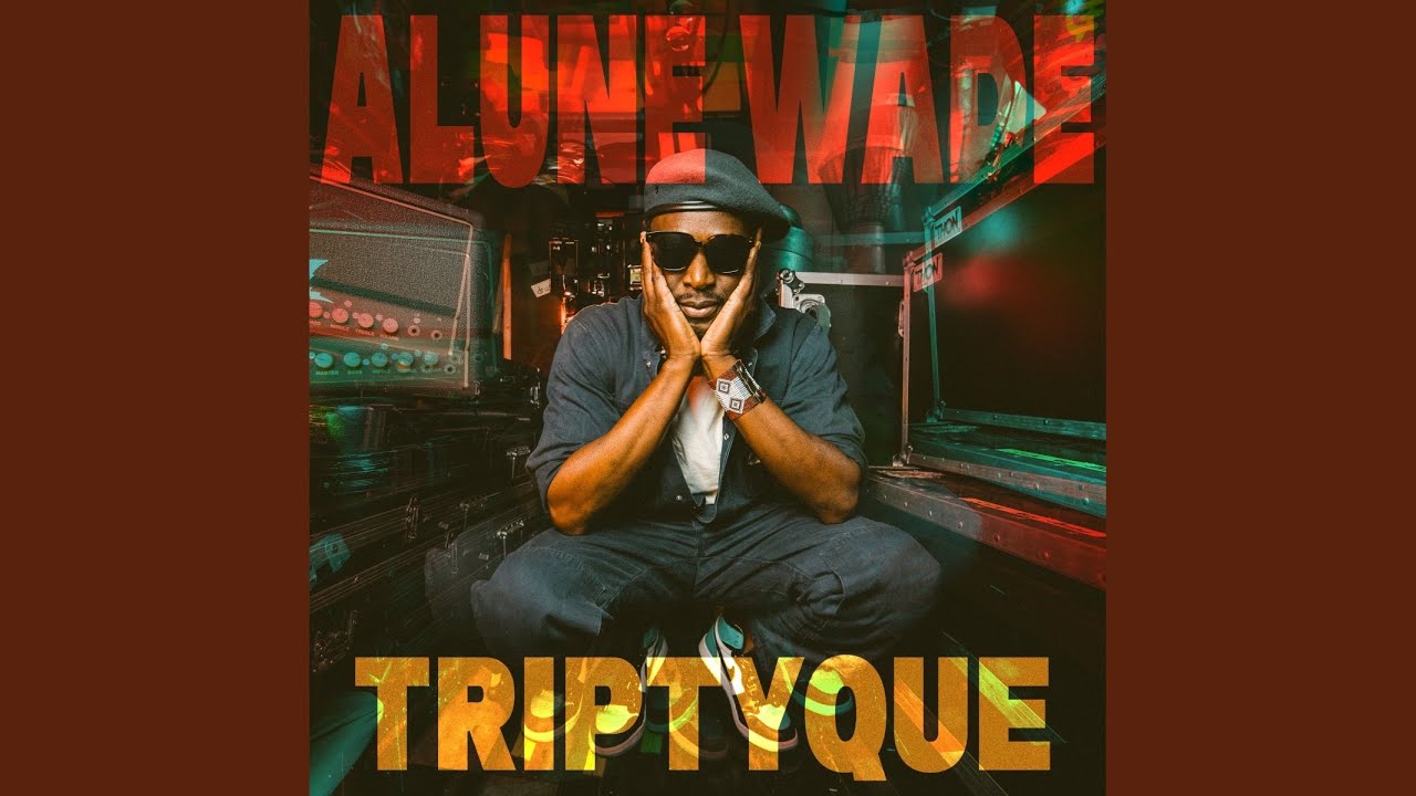 Triptyque auf YouTube ansehen Triptyque auf YouTube ansehen