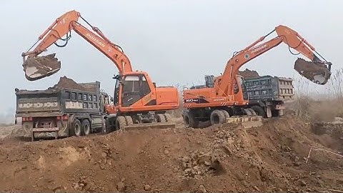 DOOSAN 140 || Excavator Machine Loading Heavy Damper Nishan Over loading By Pakistani Driver Skills