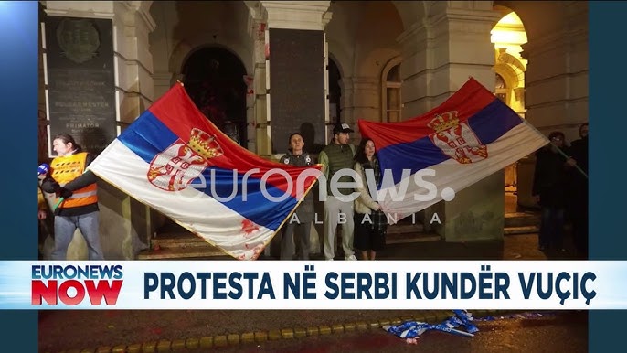 Shpërthejnë protestat në Serbi! Vuçiç e Vuçeviç i kanë duart me gjak