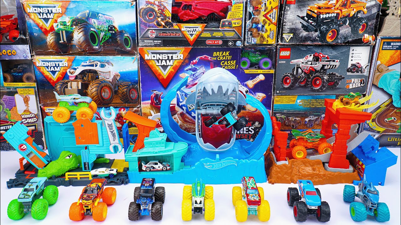 Monster Jam Collection Unboxing Review | Monster Jam Robo Shark Frenzy Play Set