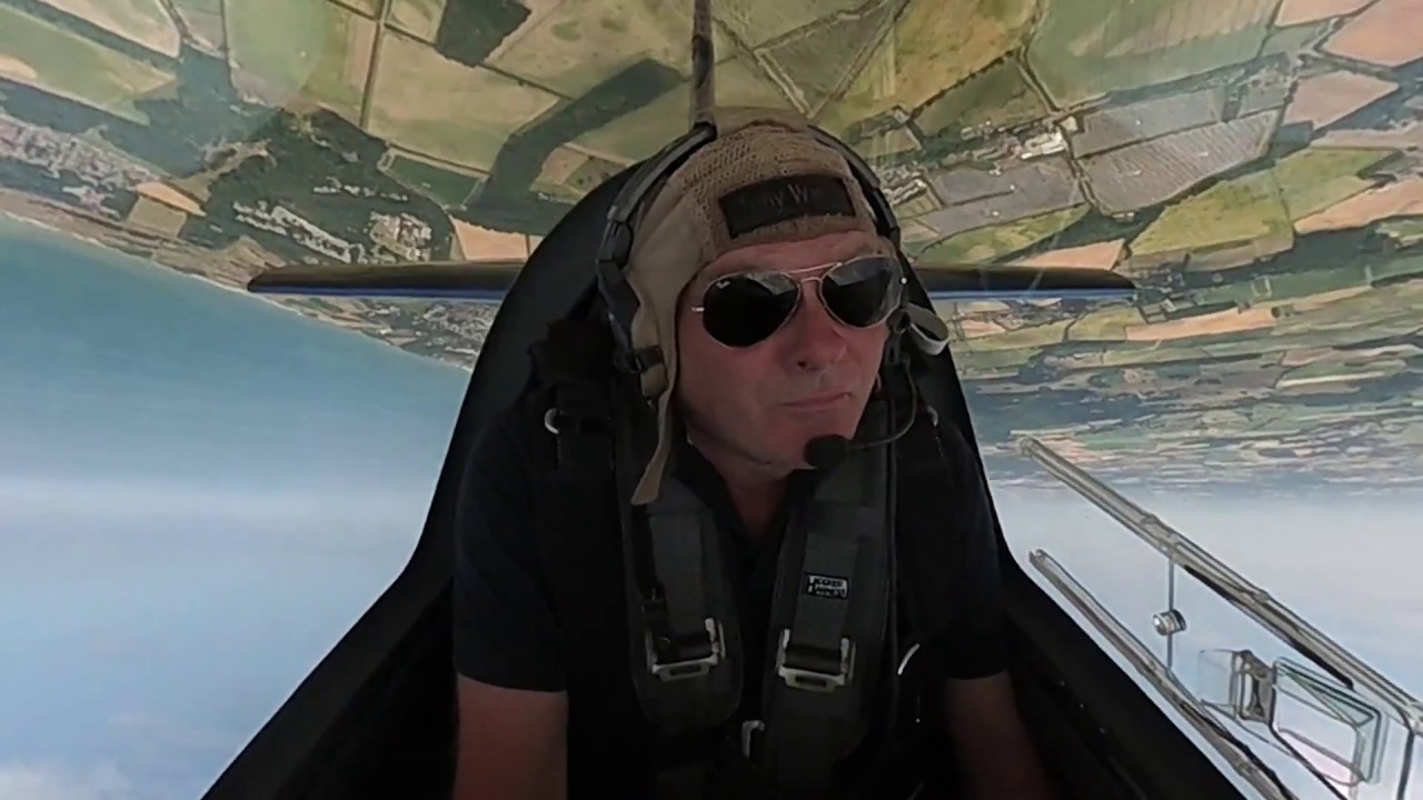 Rough Sequence - Aerobatics in Extra 200