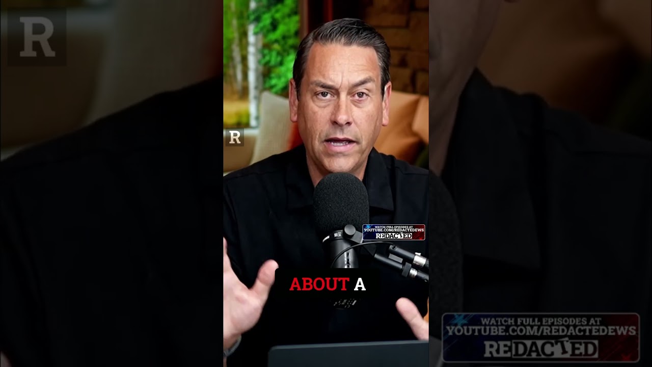 AI Panic: Are YOU Being PSYCHOLOGICALLY MANIPULATED? #shorts