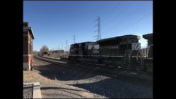 NS 212 @ bound brook with a SD80mac RARE!