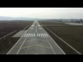 VEZI Din cabina pilotului aterizare avion pe aeroportul Sibiu - novatv.ro