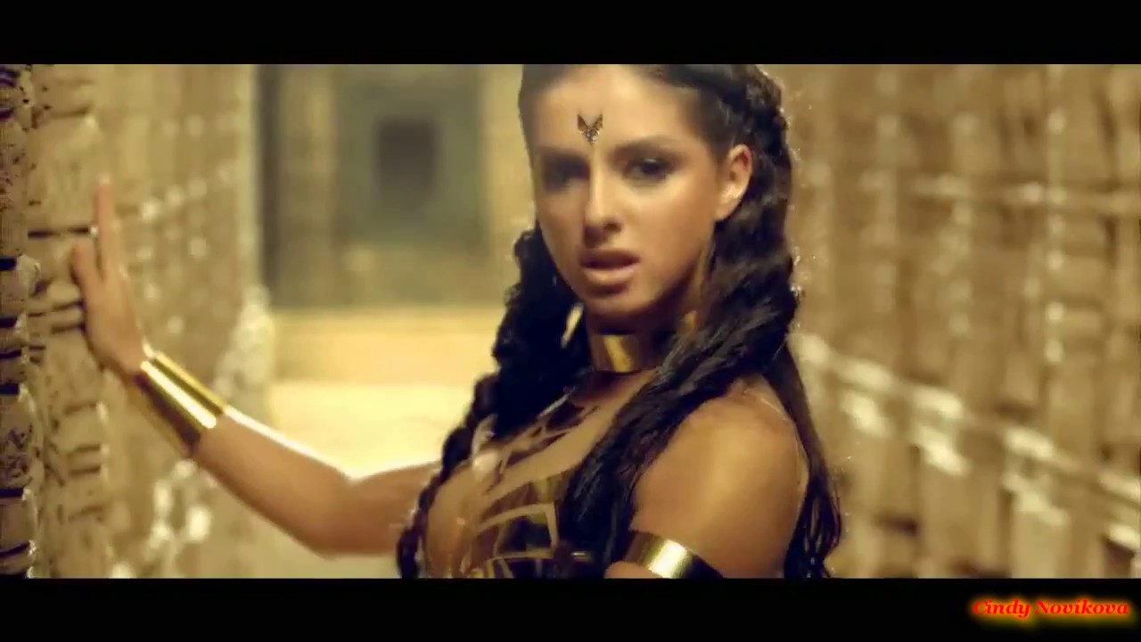 Нюша фото из клипа где ты там я. Видео клип там там где. Нюша фото из клипа где ты там я. Видео клип там там где. Кадры из клипов.