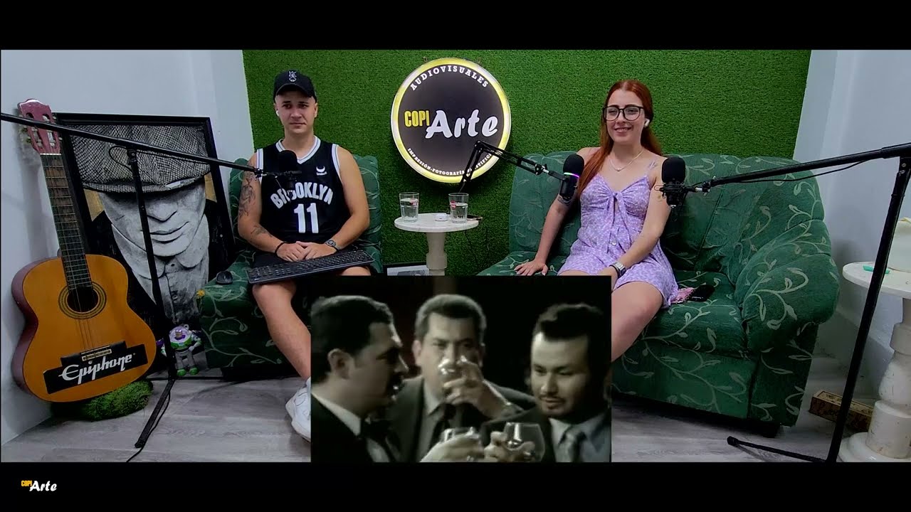 CUBANOS REACCIONAN a Los Tucanes De Tijuana - El Papá De Los Pollitos (Video Oficial) - (con Mely)