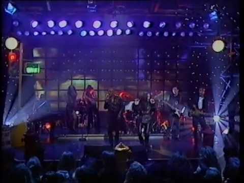 Charles \u0026 Eddie - N.Y.C. - Top Of The Pops - Thursday 11th February 1993