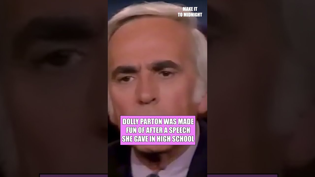 Dolly Parton's High School Made Fun Of Her The Day Before She Moved To Nashville