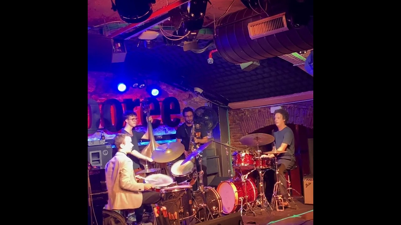 Andreu Pitarch, Joan Casares & Bateria Total - Hey, It's Me You're Talking To