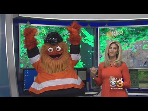 Gritty Makes His TV Debut On Eyewitness News