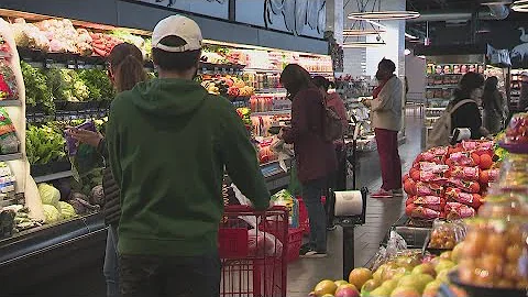 What happens to SNAP benefits during the government shutdown?