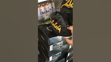 Thumbnail of Osiris d3 2001 black white yellow