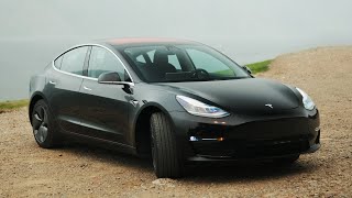 : 60    - TESLA MODEL 3