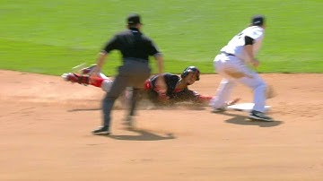 CLE@NYY: Lindor races into second safely for a double