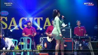 Ema Fernanda cover berlayar tak bertepi bareng sagita musik