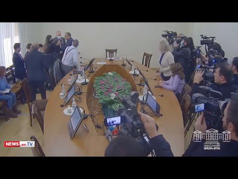 Скандал в парламенте Армении