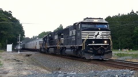 NS 62R in Hopkins w/ newer SD60E leading & friendly engineer