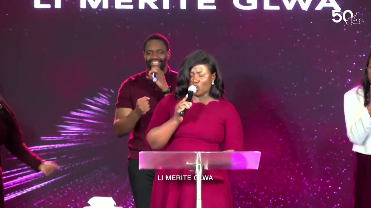 Adore Bondye | Senyè mwen vin adore w | Se yon privilèj pou mwen adore w - Sabine Cézar