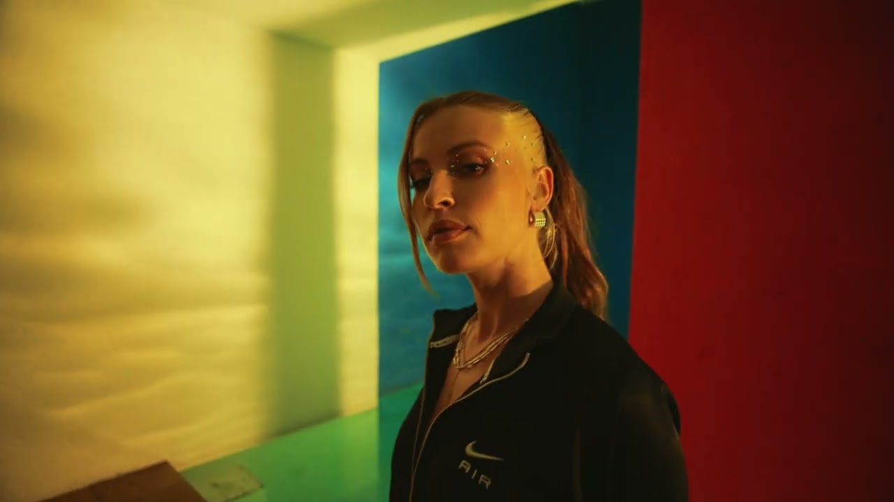 nike blue astro trainers