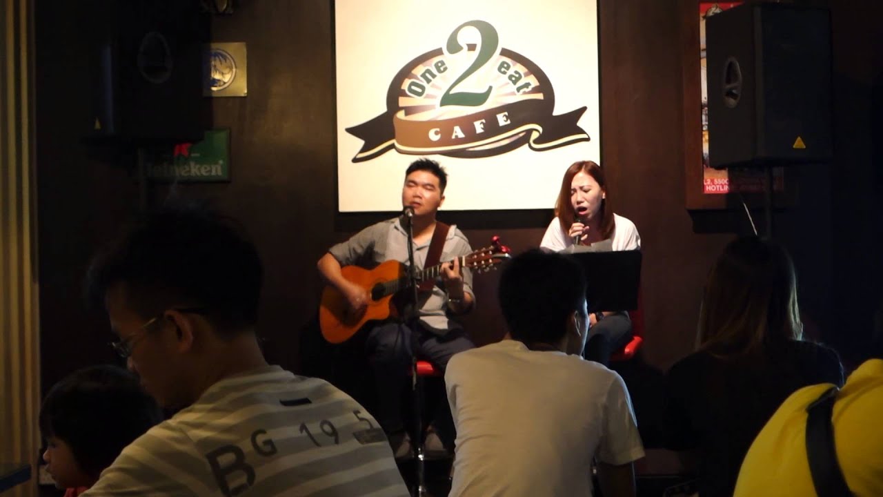 Beyond - Hai Kuo Tian Kong 海阔天空 by live band @ Mount Austin One Two Eat Cafe, Johor Bahru, Malaysia