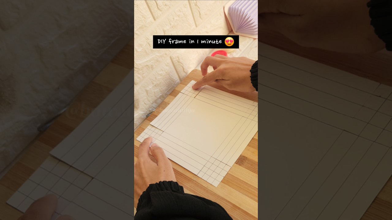 DIY Frame From Chart Paper ✂️ | Easy Home Decor Idea #shorts
