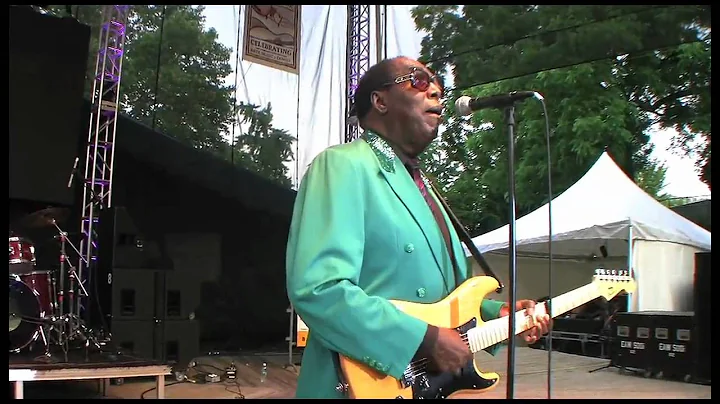 Clarence Carter - "Slip Away"