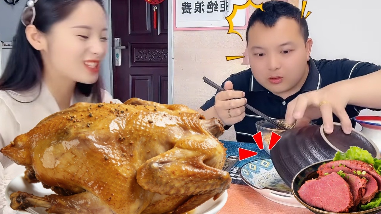 蠢老公掏空裤兜斥巨资买烧鸡吃，不料早被我掉包，老公骗我是空的不料打开真是空的，老公百思不得其解差点哭鼻子