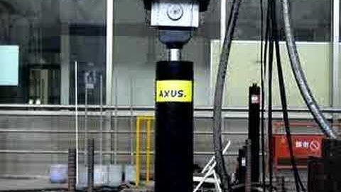 Video of Fluid viscous device prototype test- F1[1].0HzS10mm