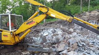 Check Out This Weird Excavator The Menzi Muck!
