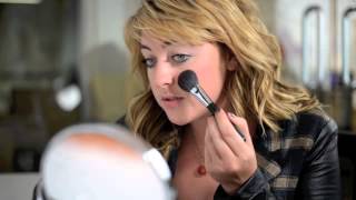 Famous Tutorial Tuesday: How To Use Red Blush Net Worth