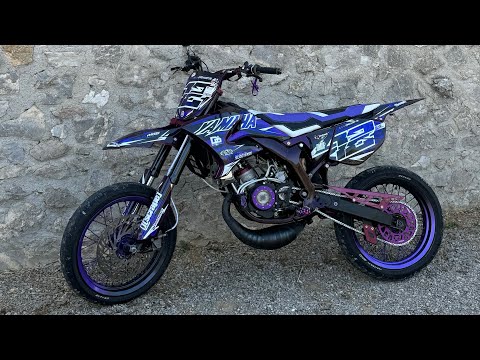 LA YAMAHA DT