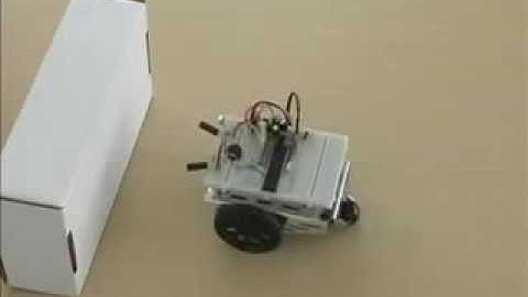 Controle P vs PID em um robô móvel