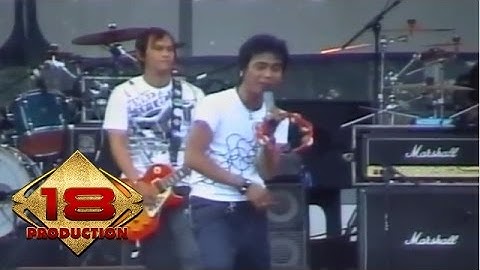 ST 12 - Aku Masih Sayang ( Live Konser Samarinda  02 Maret 2008)