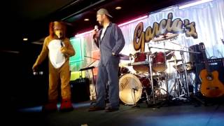 Oscar Burgos (el perro guarumo)  y Pato