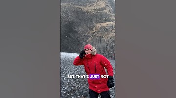 Stay warm in Iceland and hire the outdoor clothes that you need!