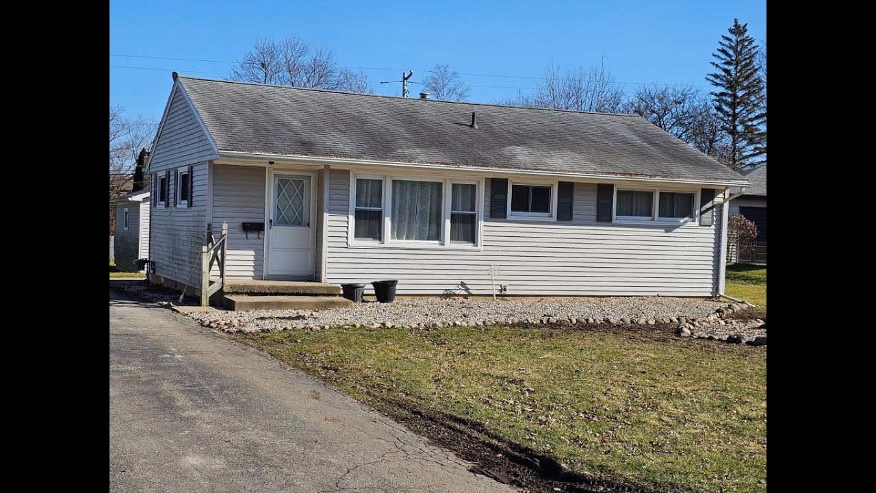 406 Oxford REMAX of Owosso Lance Omer YouTube