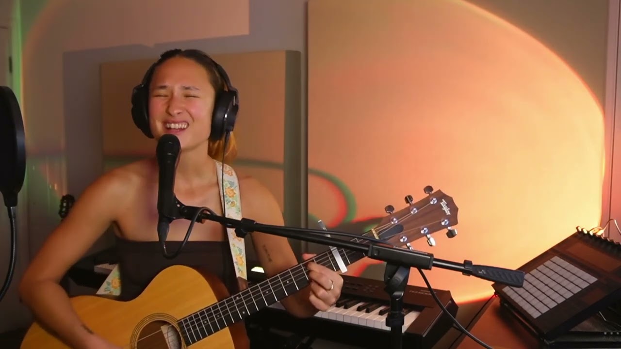 SAM SHI - Alive (Acoustic Version)