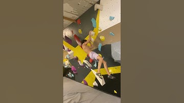 V4/6B+ Boulder Problem #bouldering #shorts #climbing