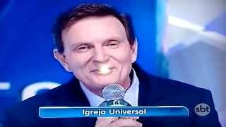 Vignette de la vidéo "bispo marcelo crivella cantando no programa silvio santos 26/07/2015"