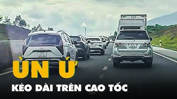 Ùn ứ kéo dài trên cao tốc, phải đóng nhiều nút giao